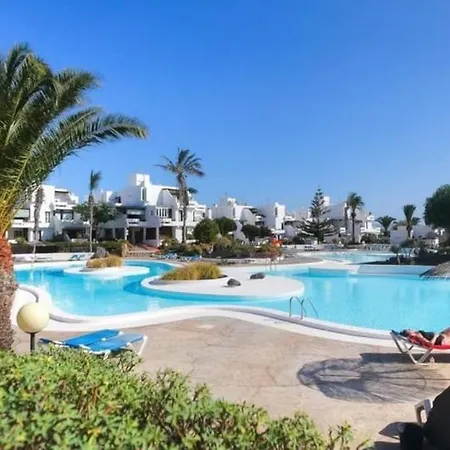 Little Gem Apartment, Molinos Apartment *