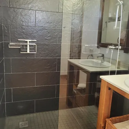 Little Gem Apartment, Molinos Apartment